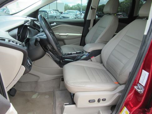 Used 2016 Ford Escape Titanium FWD image 18