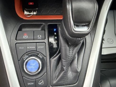 Used 2024 Toyota RAV4 Adventure image 9