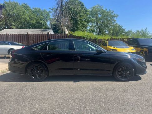 Used 2024 Honda Accord EX-L image 7