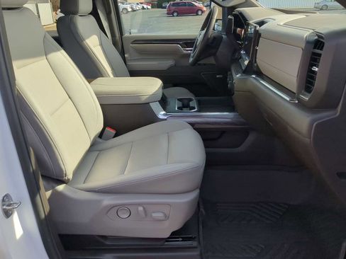 Used 2024 Chevrolet Silverado 2500 LTZ w/ LTZ Plus Package image 29