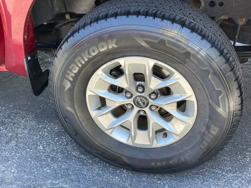 Certified 2024 Nissan Frontier SV AWD/4WD image 30
