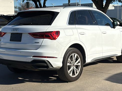 Used 2025 Audi Q3 2.0T Premium image 7