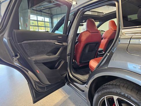 New 2025 Audi SQ6 e-tron Prestige image 15