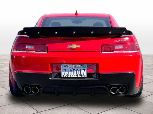 Used 2015 Chevrolet Camaro Z/28 RWD image 6