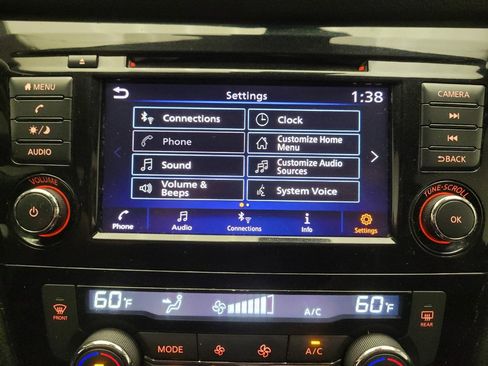 Used 2021 Nissan Rogue Sport SV FWD image 25