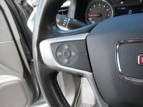 Used 2020 GMC Acadia SLE w/ Driver Convenience Package image 18