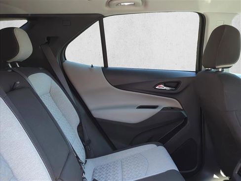 Used 2024 Chevrolet Equinox LT image 22