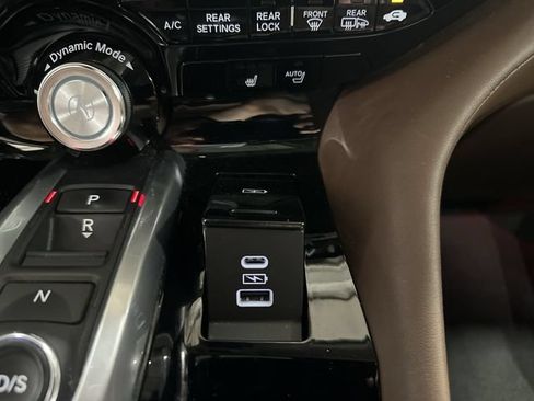 Used 2023 Acura MDX w/ Technology Package FWD image 34