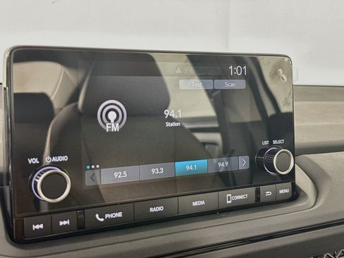 Used 2025 Honda Accord SE image 14
