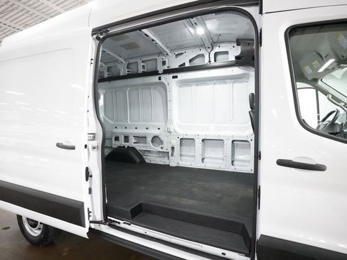 Used 2024 Ford Transit 250 148 High Roof image 15