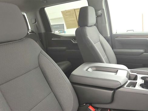 Certified 2025 Chevrolet Silverado 1500 LT image 28