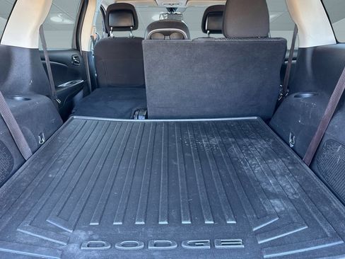 Used 2016 Dodge Journey SE w/ Flexible Seating Group image 32