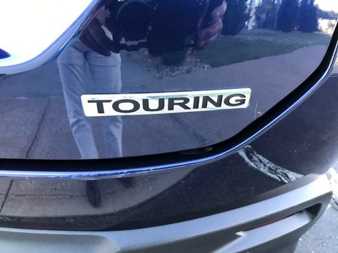Certified 2024 Honda Pilot Touring image 28