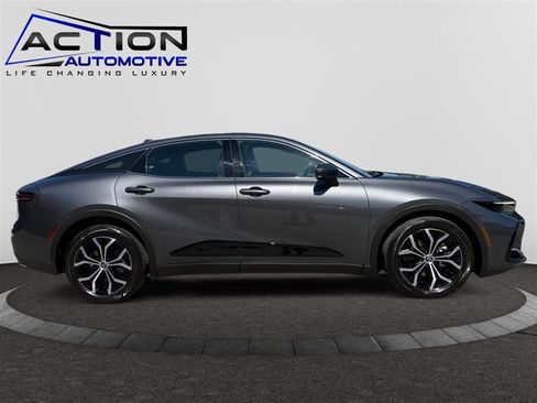 Used 2024 Toyota Crown AWD/4WD image 9
