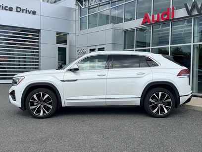 Used 2024 Volkswagen Atlas Cross Sport SEL Premium R-Line
