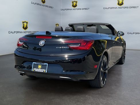 Used 2019 Buick Cascada Sport Touring w/ Dark Effects Package FWD image 5