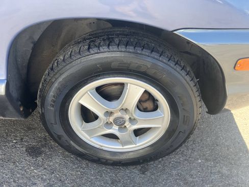 Used 2001 Hyundai Santa Fe GL FWD image 12