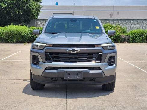 Used 2024 Chevrolet Colorado LT w/ LT Convenience Package III AWD/4WD image 2