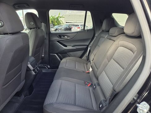 Used 2025 Chevrolet Equinox LT FWD image 27