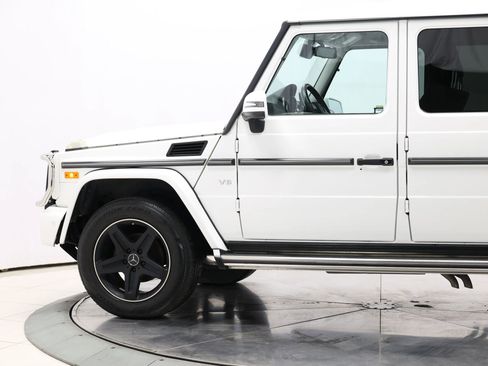 Used 2017 Mercedes-Benz G 550 image 7