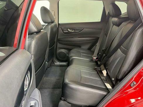 Used 2019 Nissan Rogue SL w/ Premium Package AWD/4WD image 25