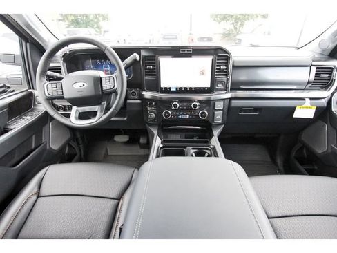 Used 2026 Ford F250 Lariat w/ Tremor Off-Road Package AWD/4WD image 8