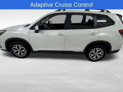 Used 2024 Subaru Forester Premium image 6