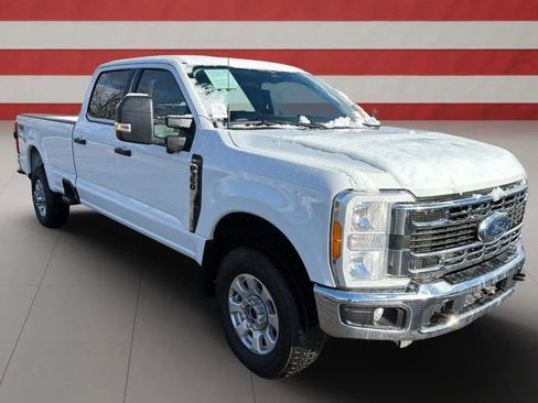 Used 2023 Ford F350 XLT w/ 360-Degree Camera Package image 7