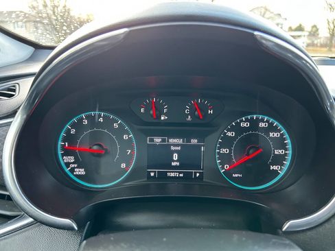 Used 2020 Chevrolet Malibu LT FWD image 25