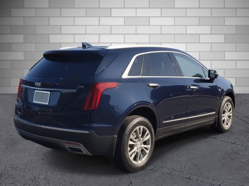 Used 2021 Cadillac XT5 Premium Luxury w/ LPO, Premium Carpet Package FWD image 5