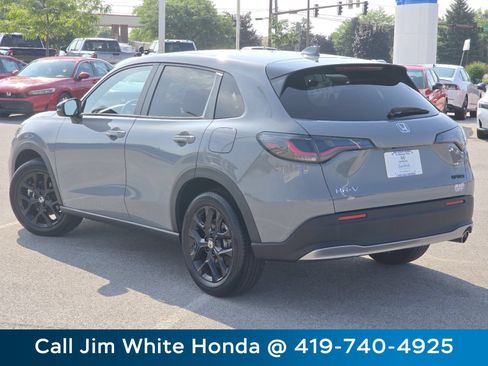 Used 2024 Honda HR-V Sport image 16