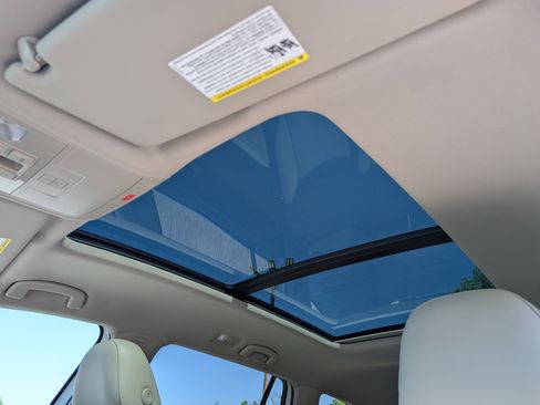 Used 2019 Volkswagen Atlas SE image 15