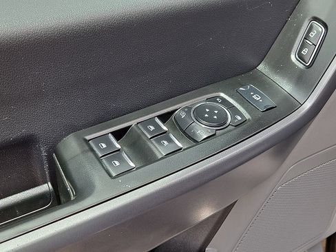 Used 2024 Ford F250 XLT AWD/4WD image 21