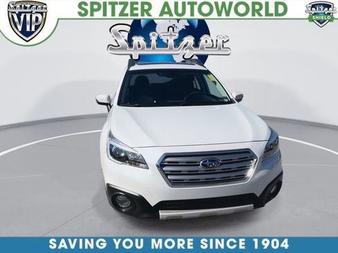 Used 2017 Subaru Outback 2.5i Limited AWD/4WD image 3