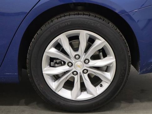 Used 2023 Chevrolet Malibu LT image 40