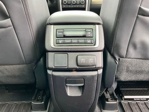 Used 2020 Subaru Ascent Limited w/ Technology Package AWD/4WD image 18