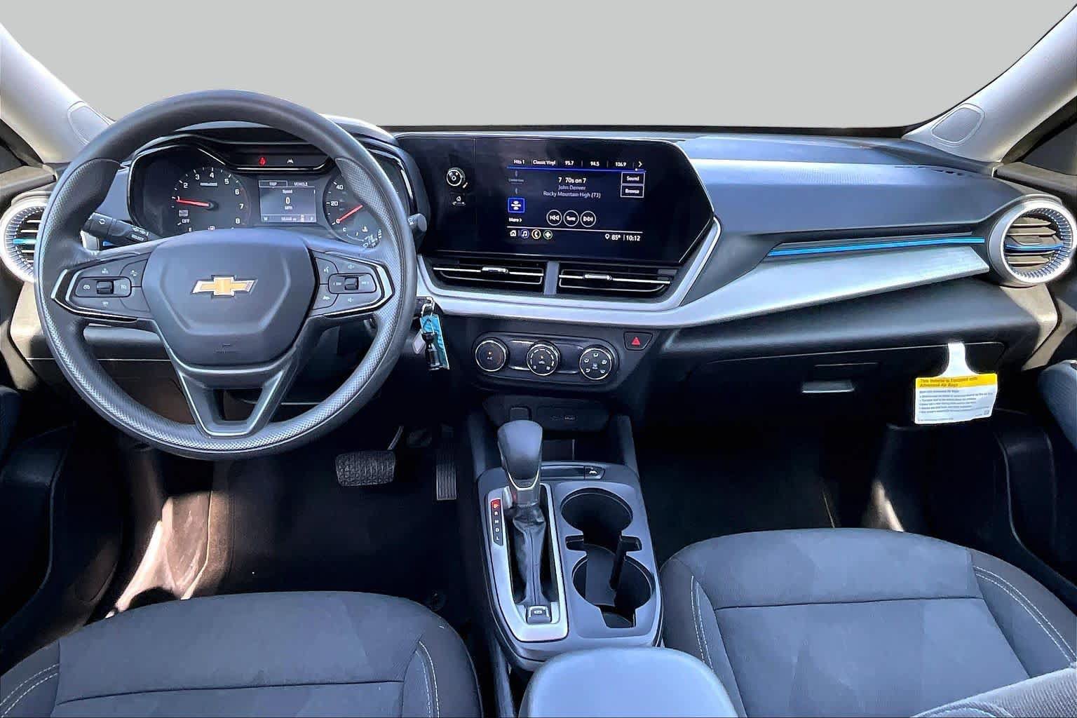 Used 2025 Chevrolet Trax LS FWD image 16