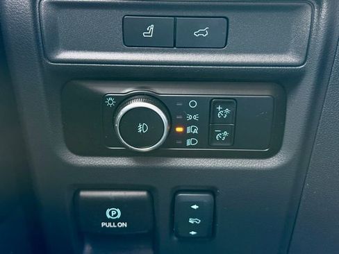 Used 2024 Ford Expedition Limited image 26