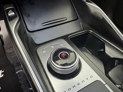 Used 2023 Kia Sorento EX w/ Panoramic Sunroof Package image 16