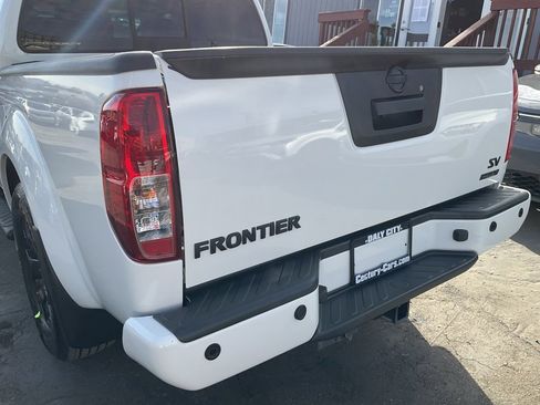 Used 2021 Nissan Frontier SV w/ Midnight Edition Floor Mats image 84