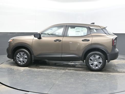 New 2026 Nissan Kicks S image 5