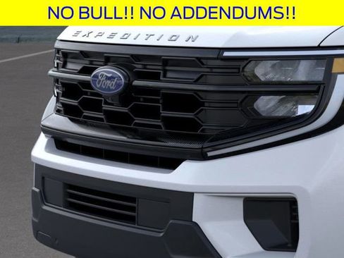 New 2025 Ford Expedition Active image 18