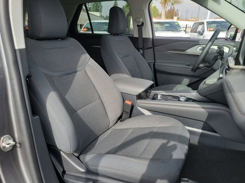 Used 2025 Ford Explorer Active image 15