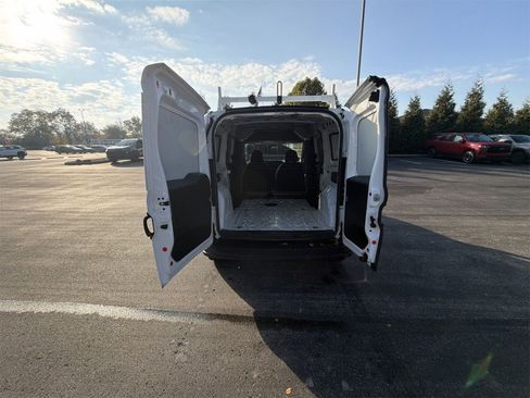 Used 2019 RAM ProMaster City Tradesman image 15