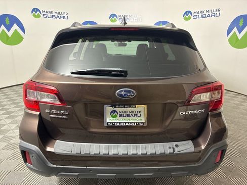 Used 2019 Subaru Outback 2.5i Touring AWD/4WD image 10