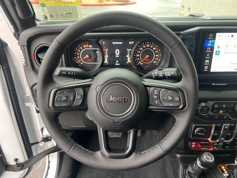 New 2026 Jeep Wrangler Rubicon image 11