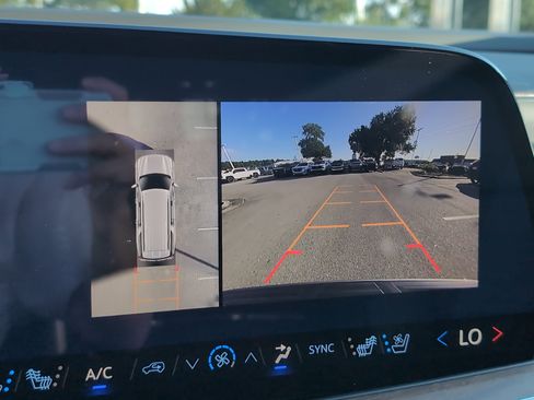 New 2026 Chevrolet Suburban High Country w/ LPO, Illumination Package image 15