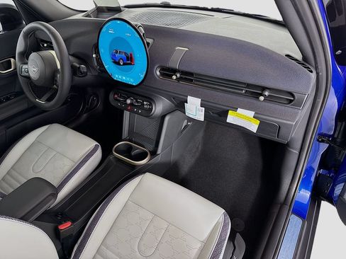 New 2026 MINI Cooper 4-Door Hardtop FWD image 18