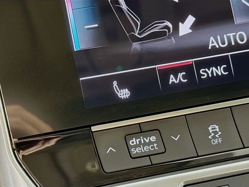 Used 2023 Audi A6 2.0T Premium w/ Convenience Package image 4