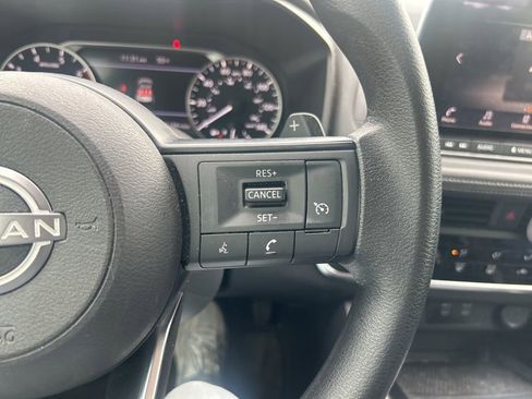 Certified 2024 Nissan Rogue S image 19